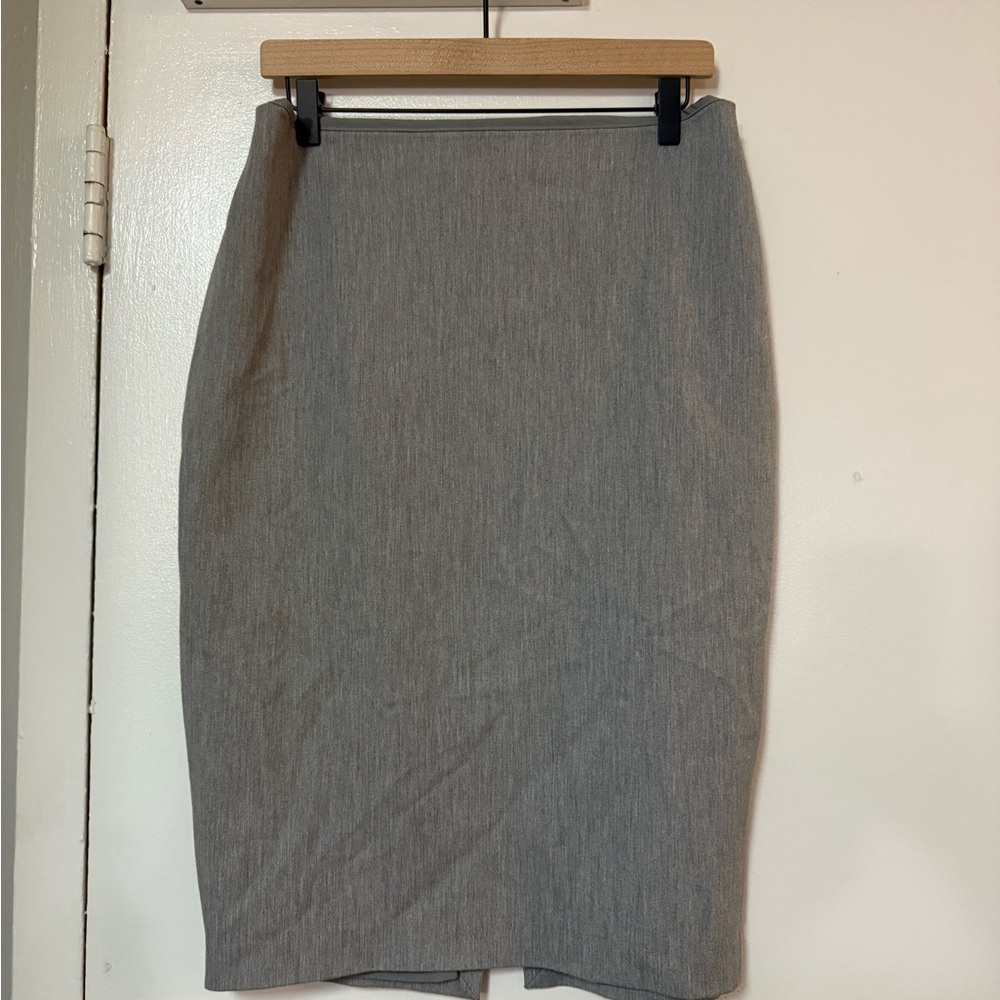 ✨MOVING SALE✨Express Elegant Gray Pencil Skirt - Size 12